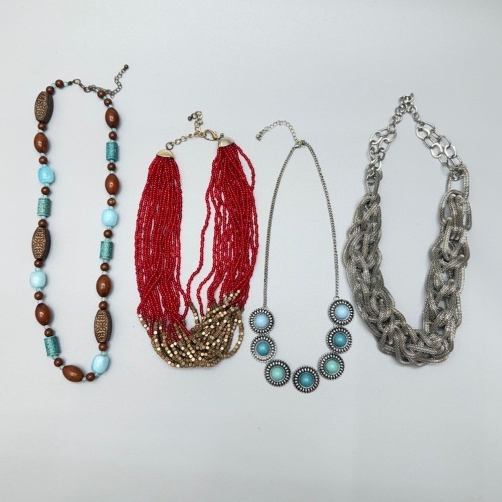 Southwestern Chic Chain and Beaded Necklace Lot‎ of 4 Casual Everyday Statement